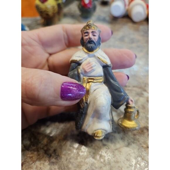 Vintge 3" Christmas Nativity Wise Man King Celluloid Hard Plastic Manger Wisemen - Picture 6 of 6